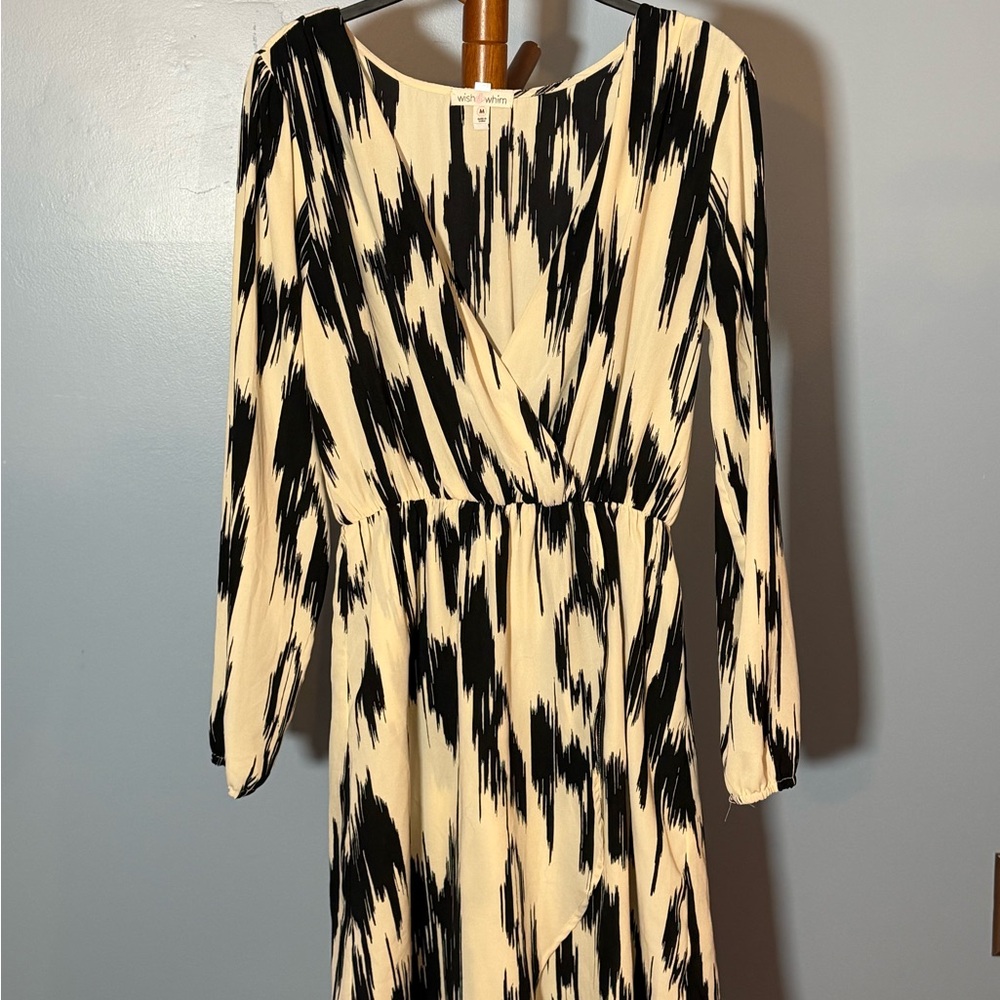 Wish & Whim Elegant Black and Cream Patterned Dress Size Med